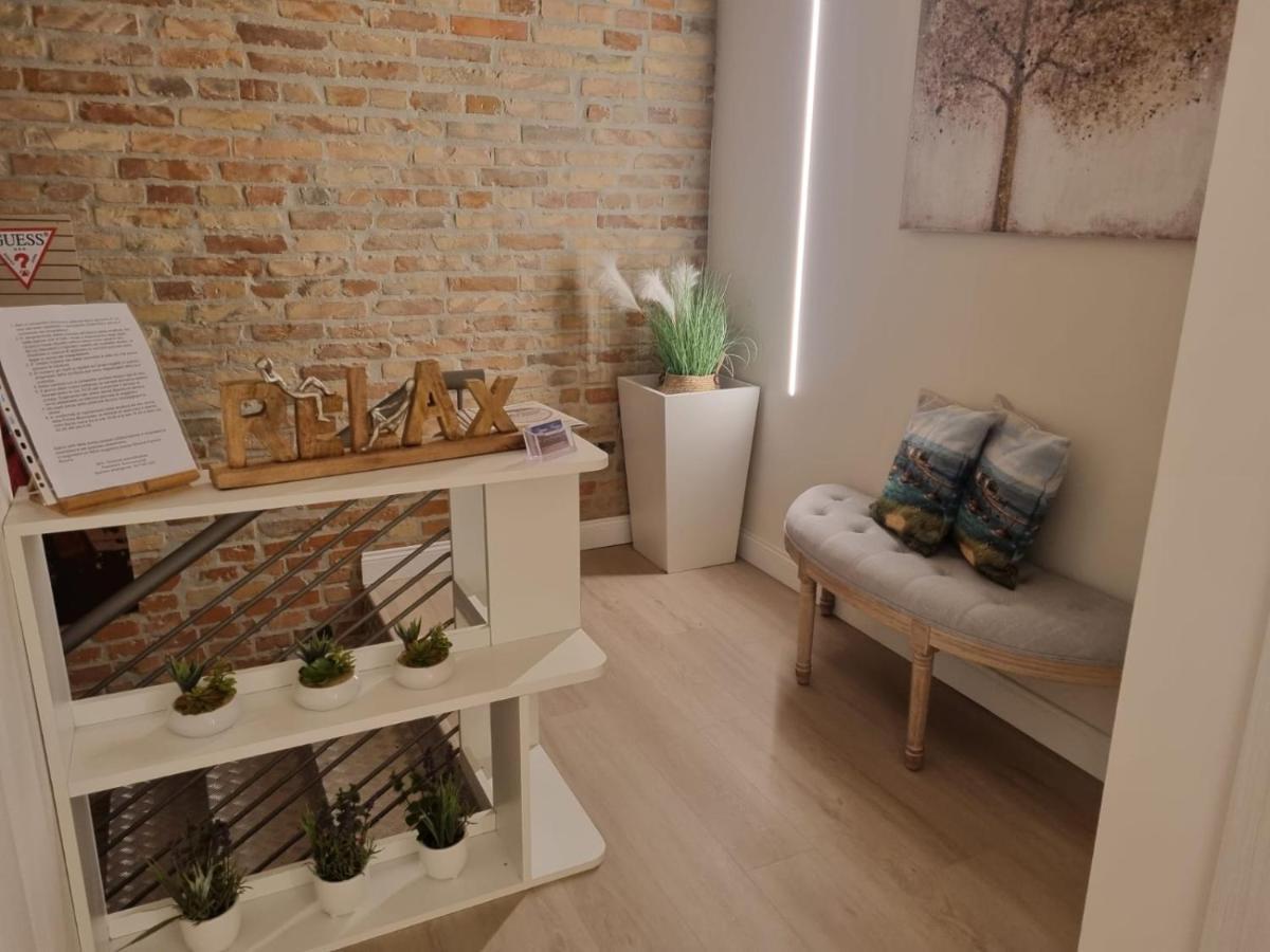 Simona Rooms Portocannone ภายนอก รูปภาพ