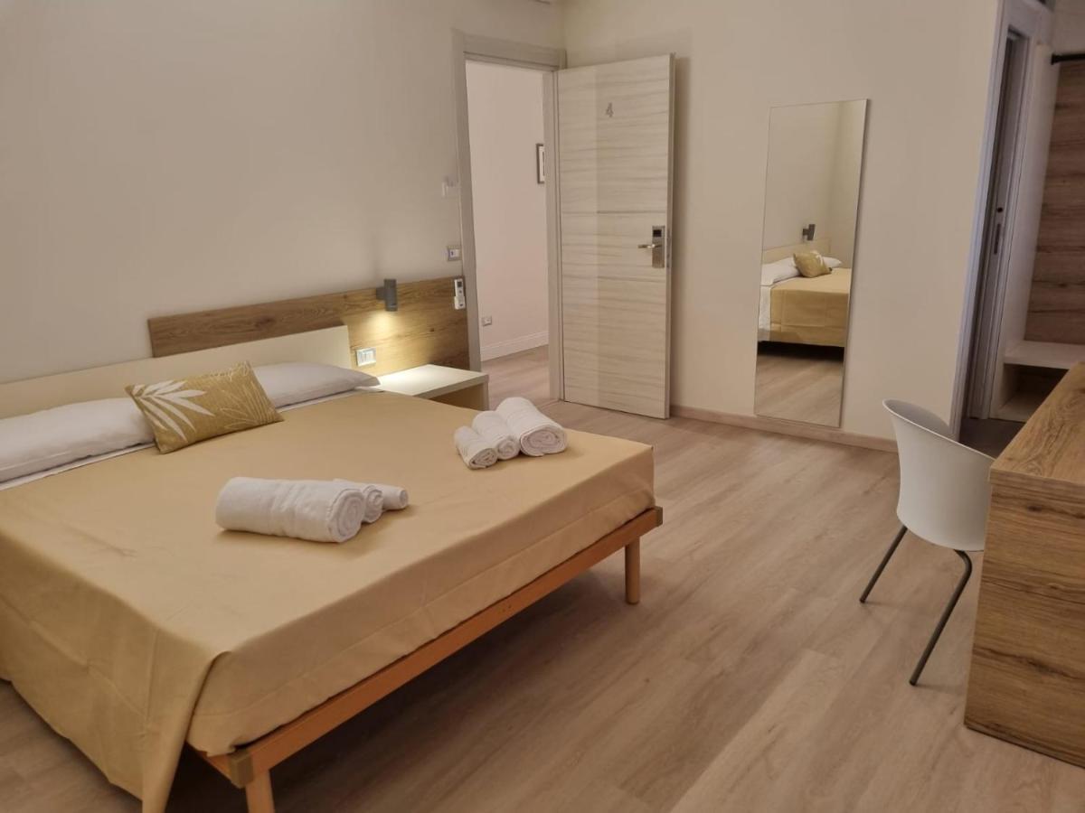 Simona Rooms Portocannone ภายนอก รูปภาพ
