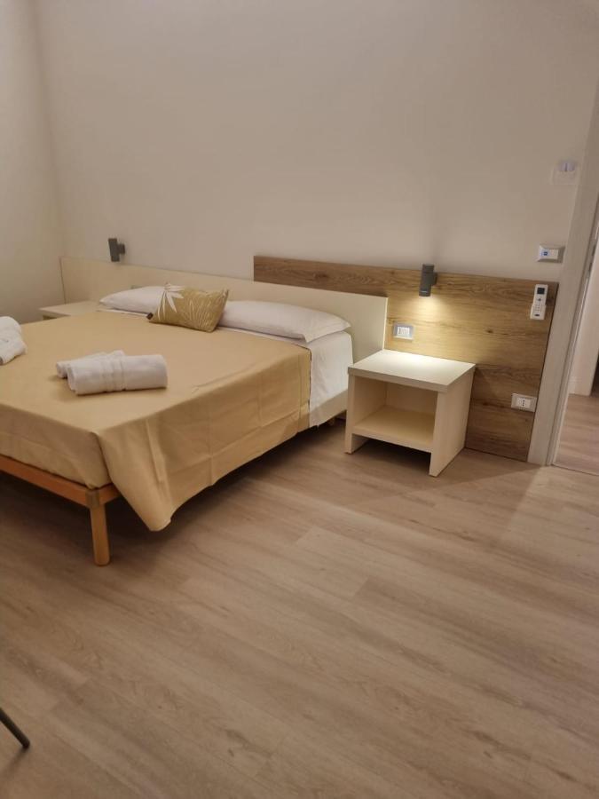 Simona Rooms Portocannone ภายนอก รูปภาพ